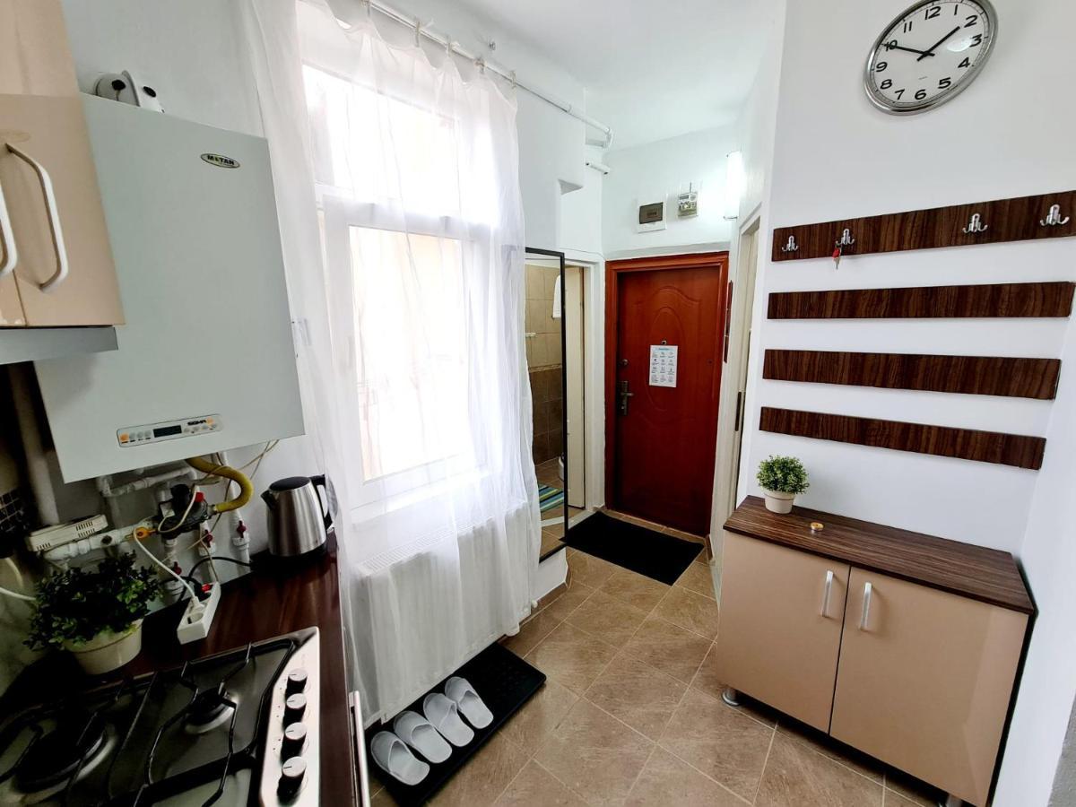 Central Old City Center Studio Universitate Coltea - Cav9 بوخارست المظهر الخارجي الصورة