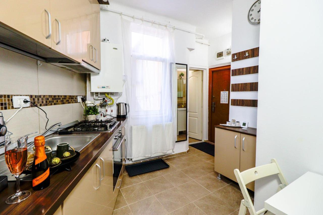 Central Old City Center Studio Universitate Coltea - Cav9 بوخارست المظهر الخارجي الصورة