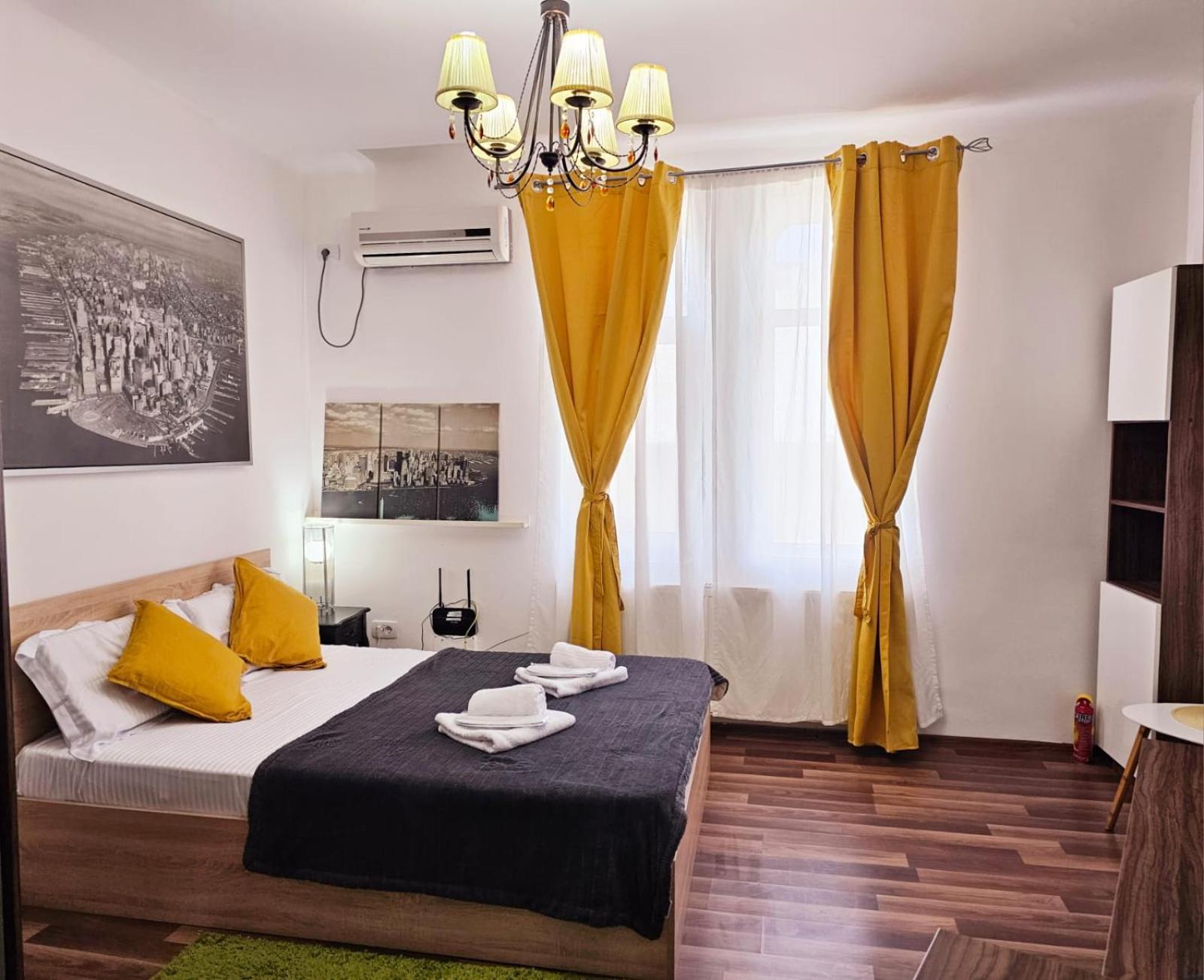 Central Old City Center Studio Universitate Coltea - Cav9 بوخارست المظهر الخارجي الصورة